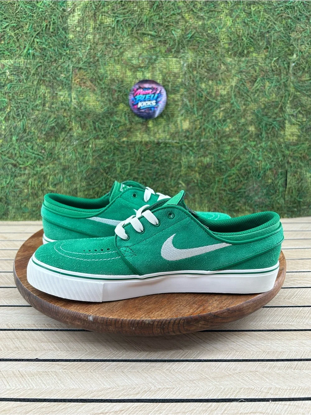 Nike vibrant green